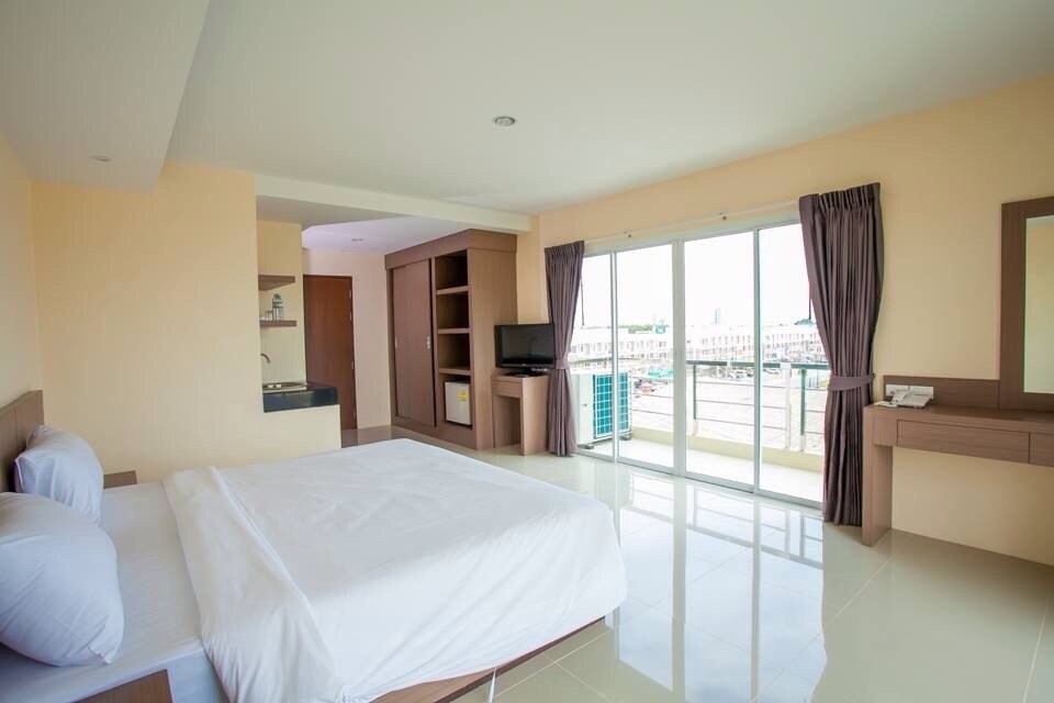 Condo · Bang Lamung, chon_buri — photo 1
