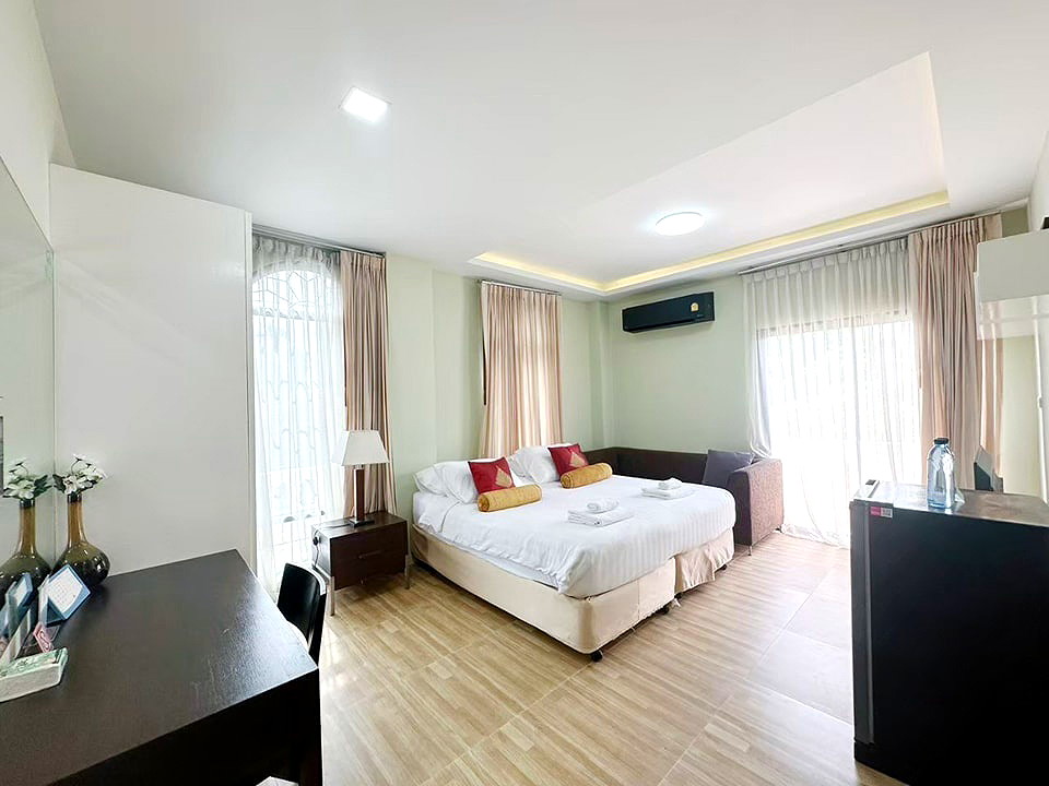 Pictures of Daddy Dream Hotel and Residence 12/25