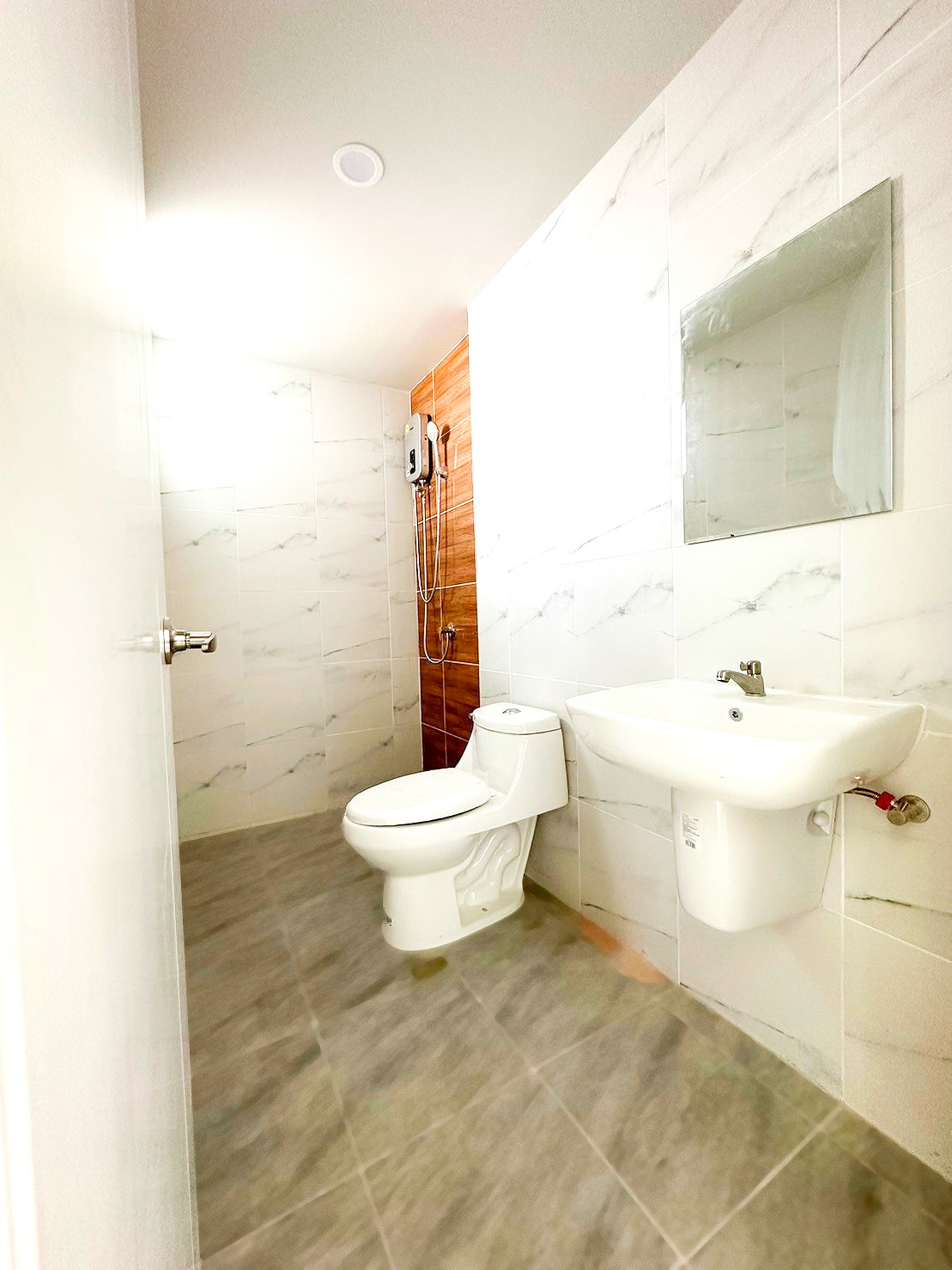 Pictures of Apple Suite Apartment  6/13