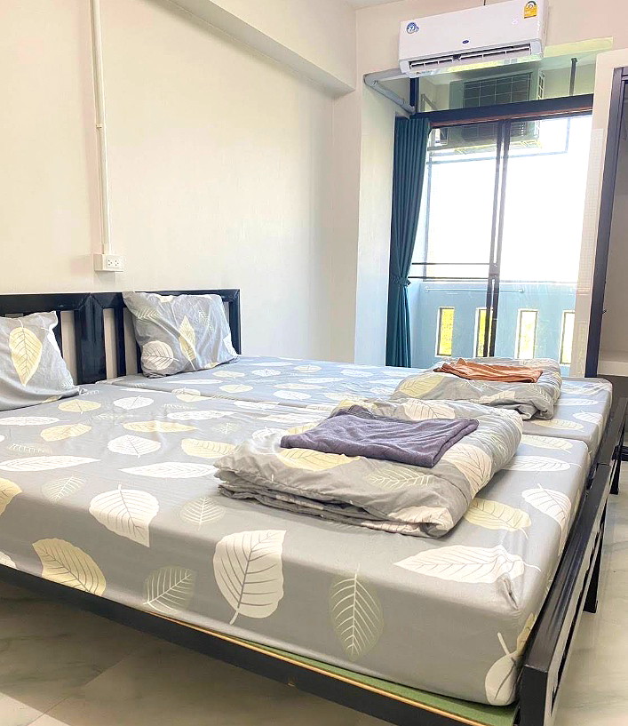 Pictures of Stand Nakhon Pathom  2/3