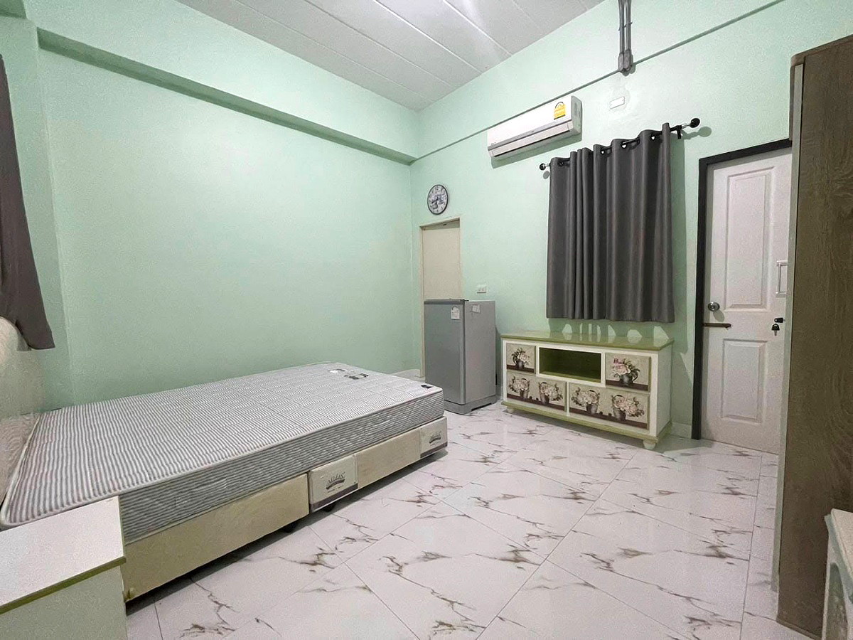 Pictures of Gascharat place 3/6