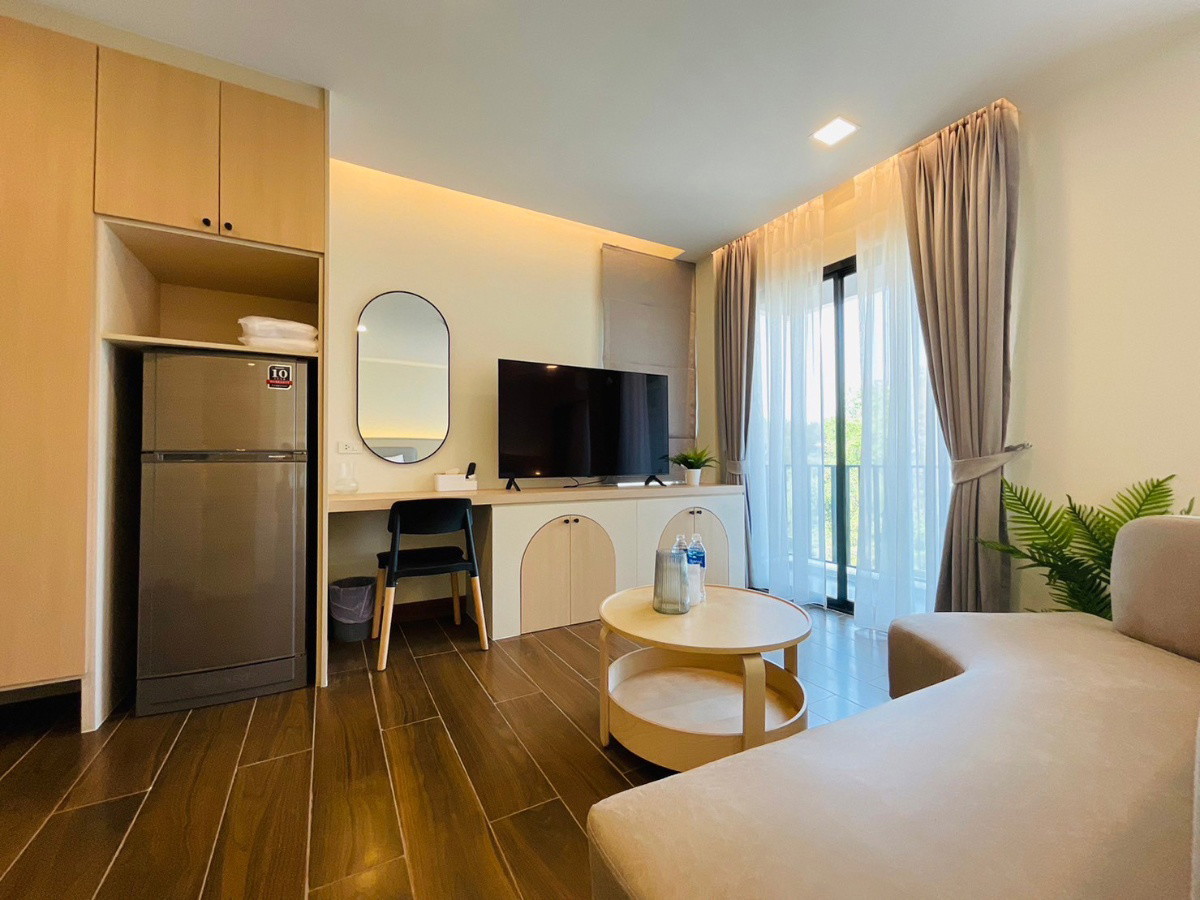 Condo — photo 2