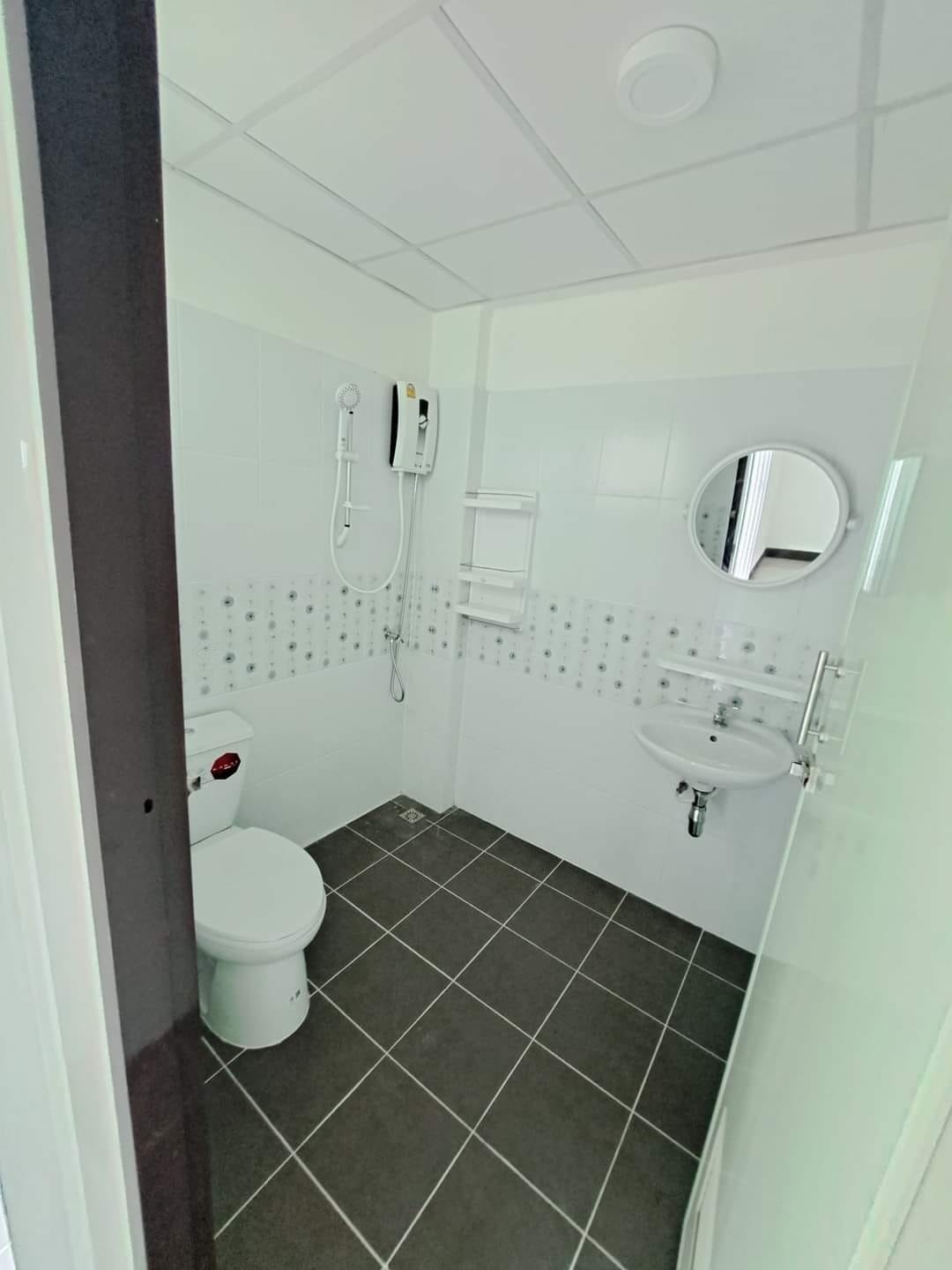 Condo — photo 3