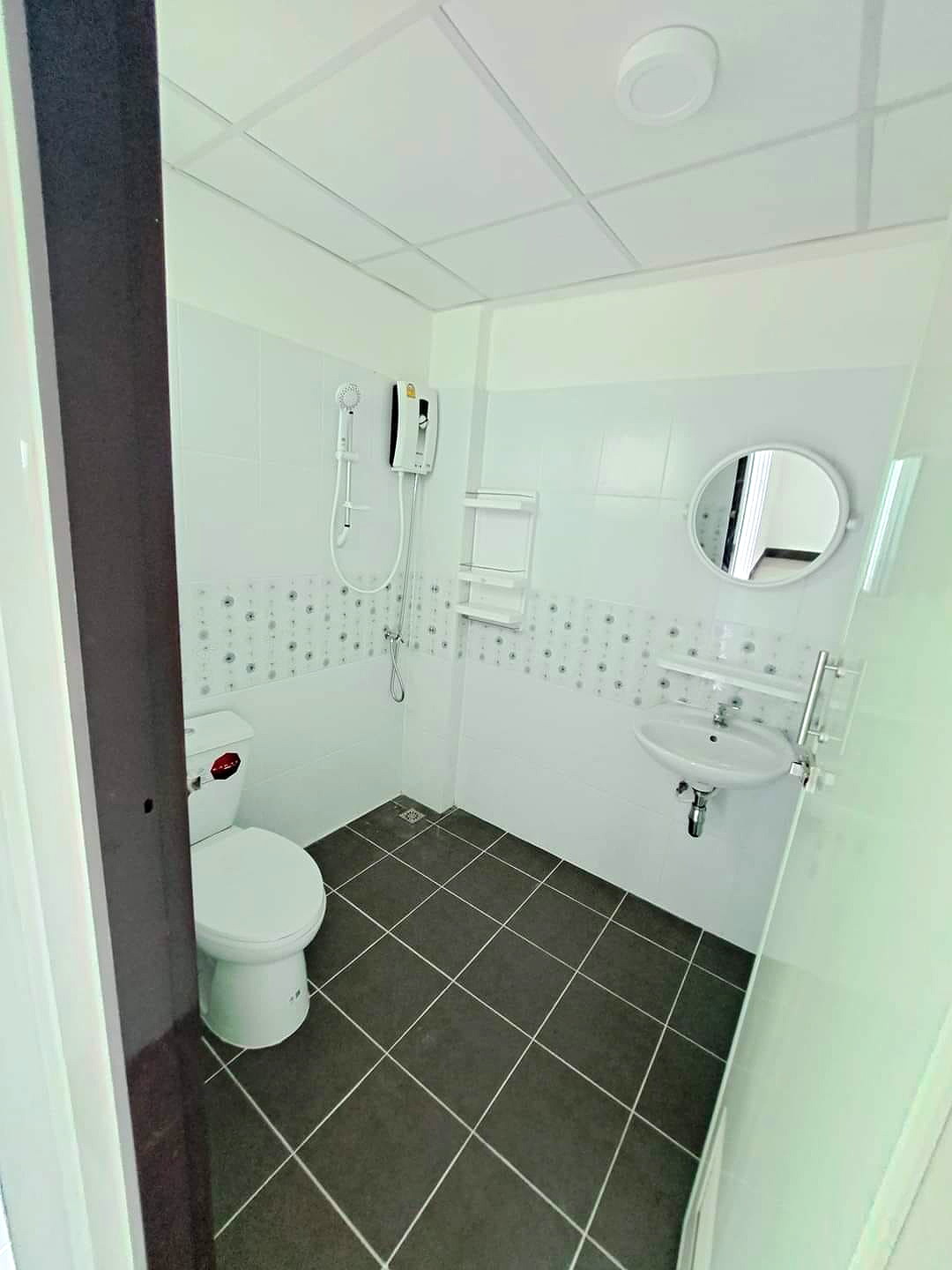 Pictures of Godjihouse 3/4