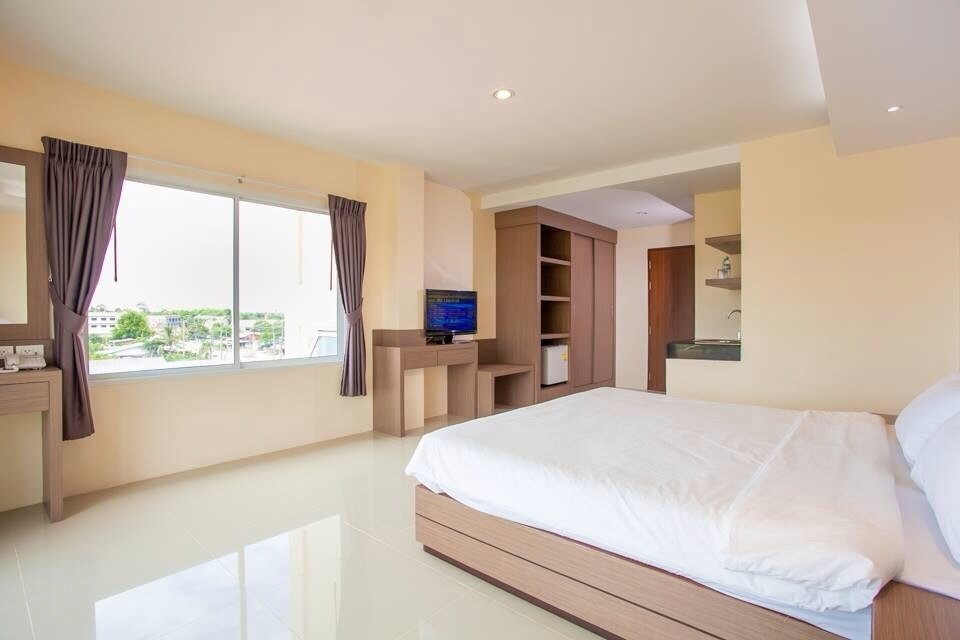 Condo · Bang Lamung, chon_buri — photo 2