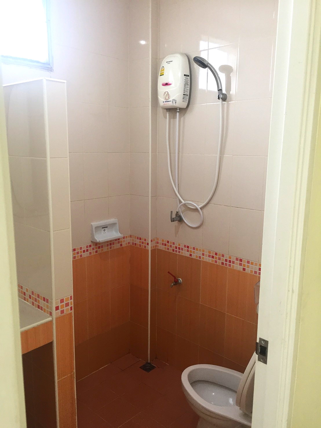 Pictures of JVC Apartment 3/4