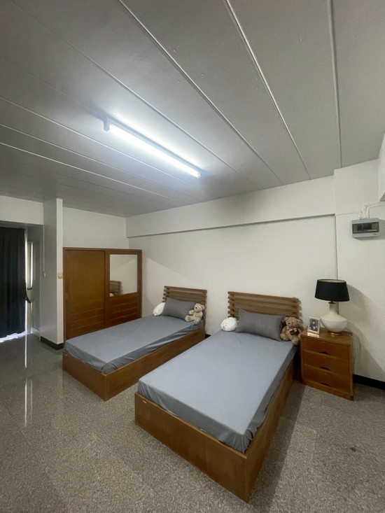 EKAREE MANSION - Apartment for Rent