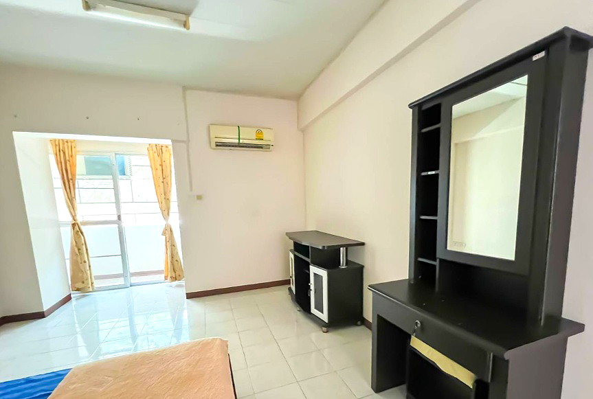 Pictures of P.S. PLACE 4/7