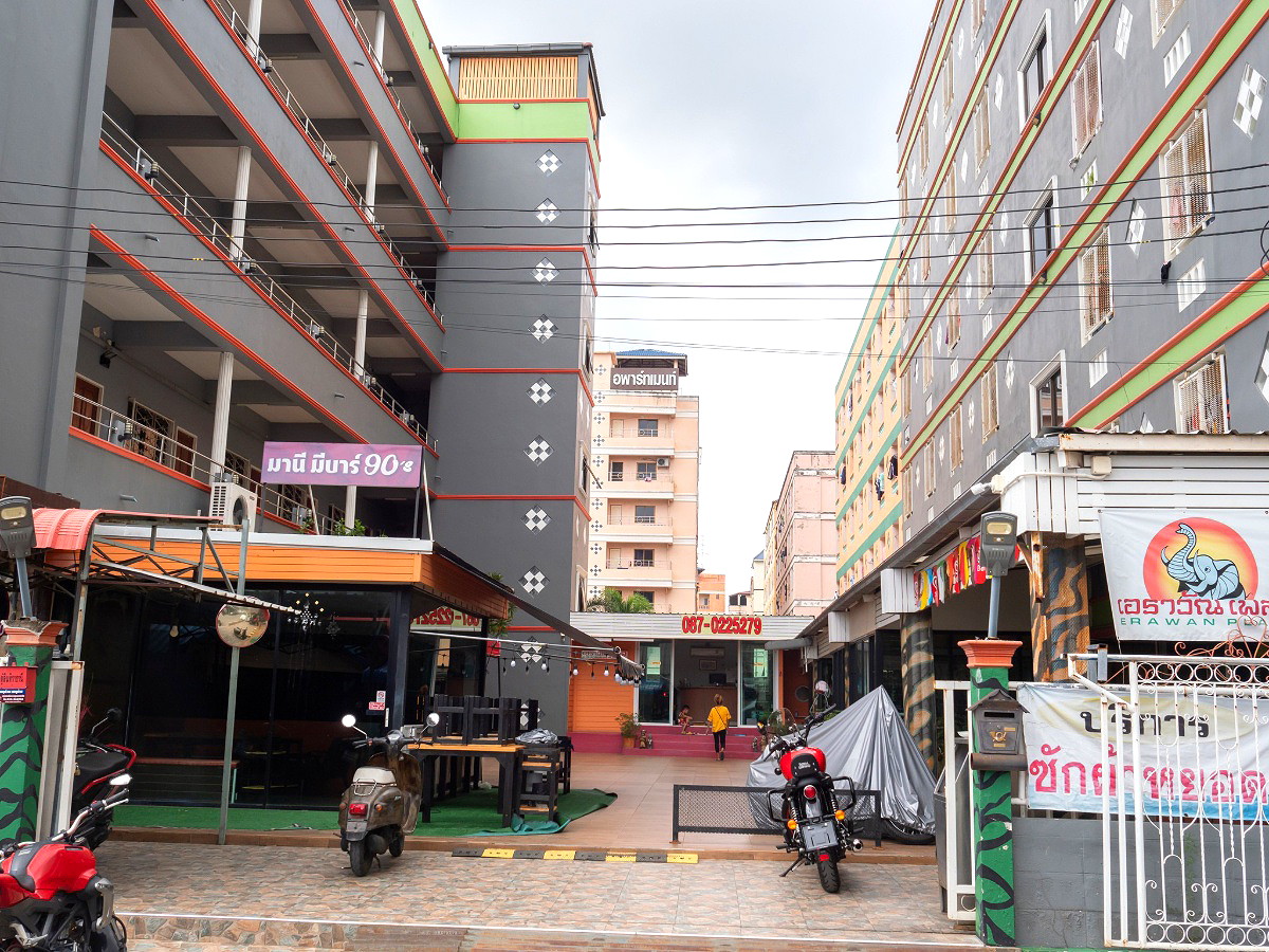 Pictures of Erawan Place  12/12