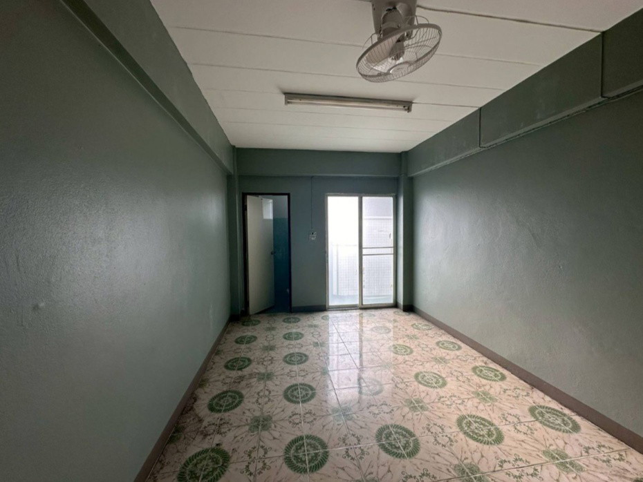 Condo · Bang Phli — photo 1