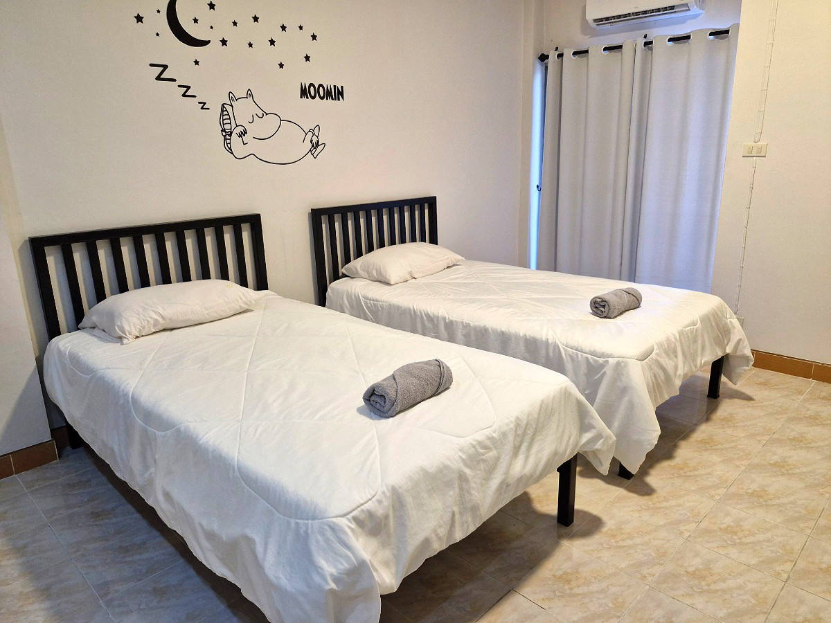 Pictures of Ease Livin @ Kukot Station 4/30