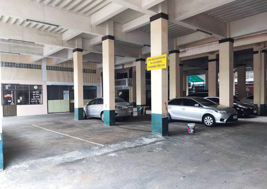 Pictures of City court Ratchada 13 5/7