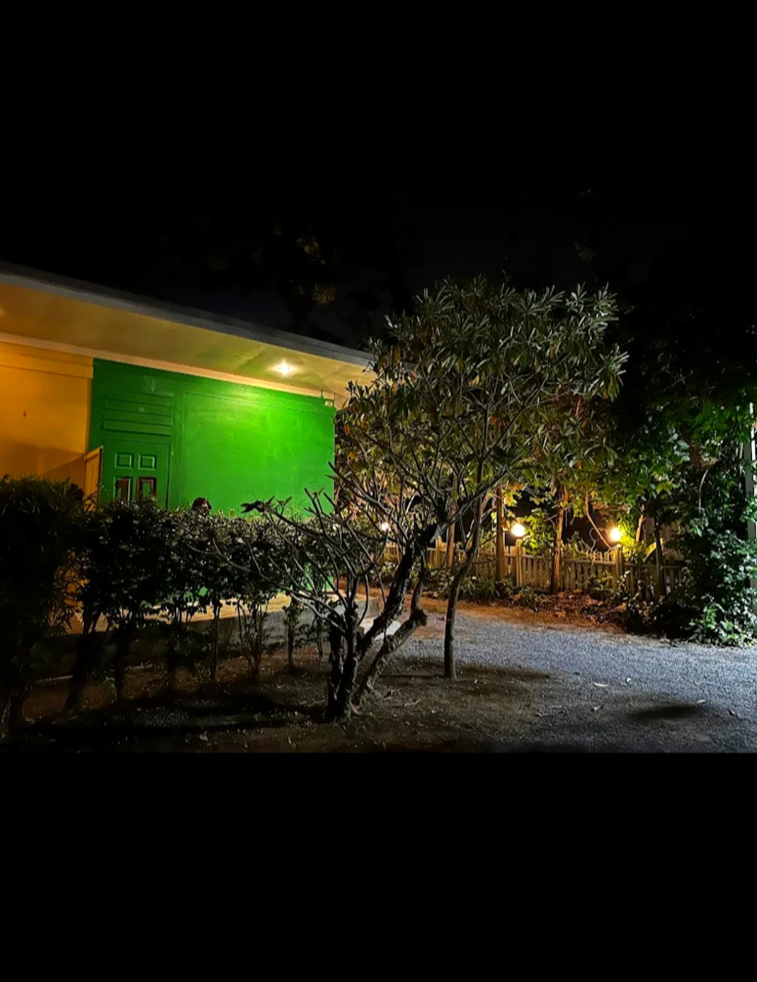 Pictures of Tantawanchokemongkol 2/11