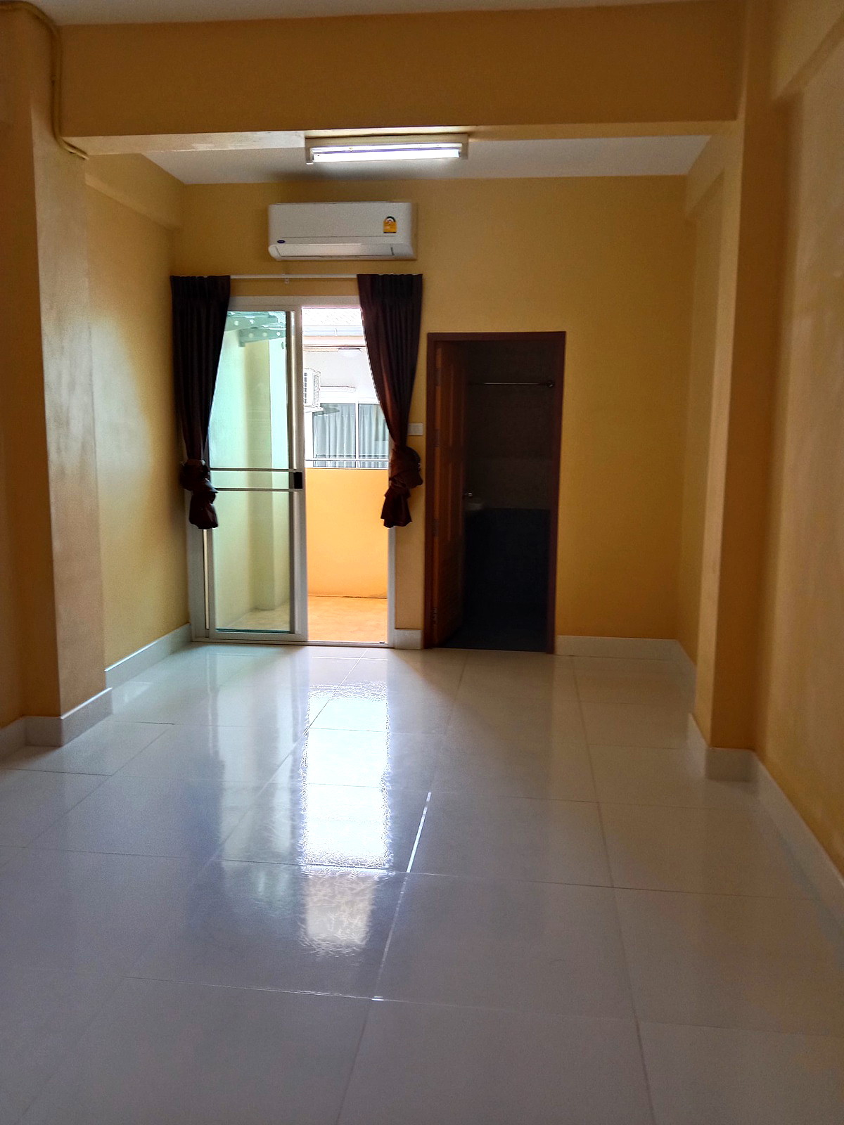 Pictures of Pornpinan Mansion 3/5