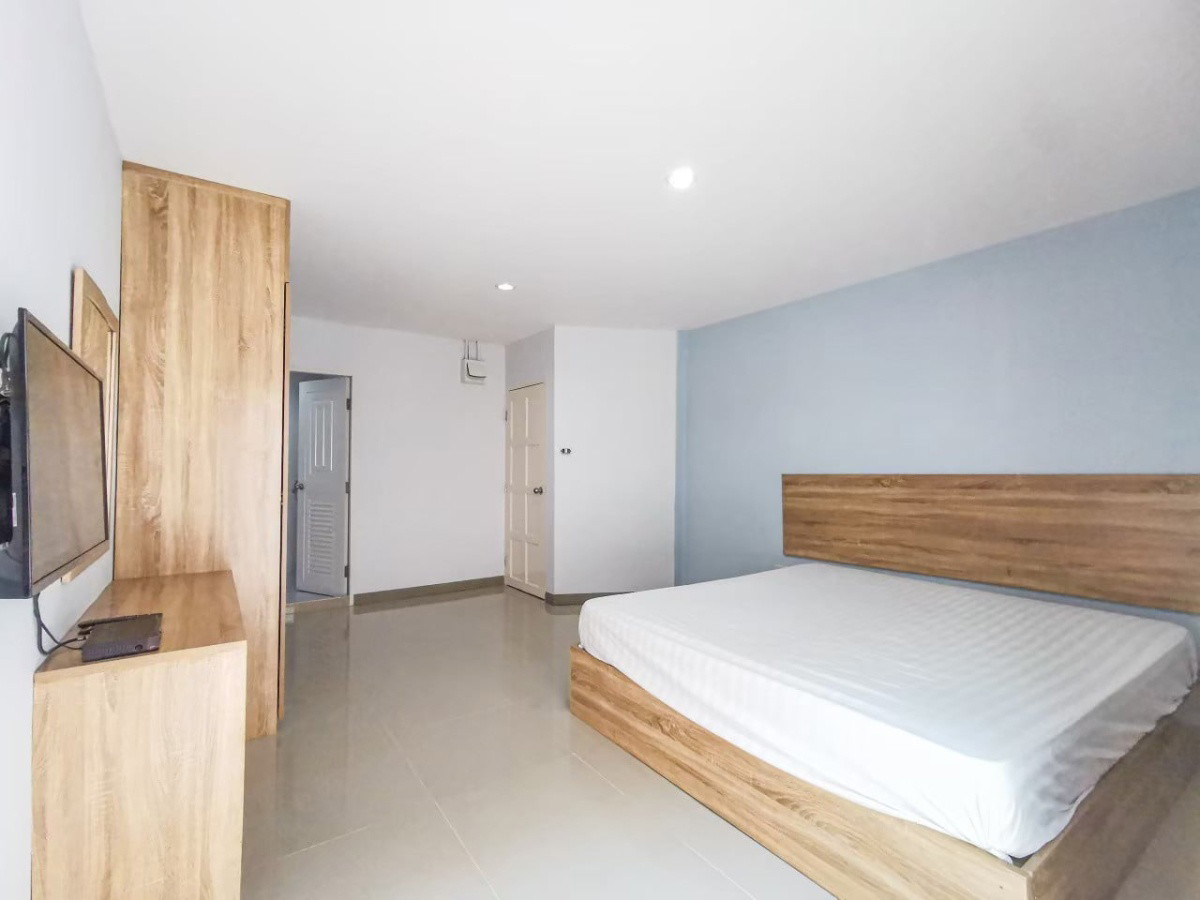 Condo · Mueang Samut Prakan — photo 4