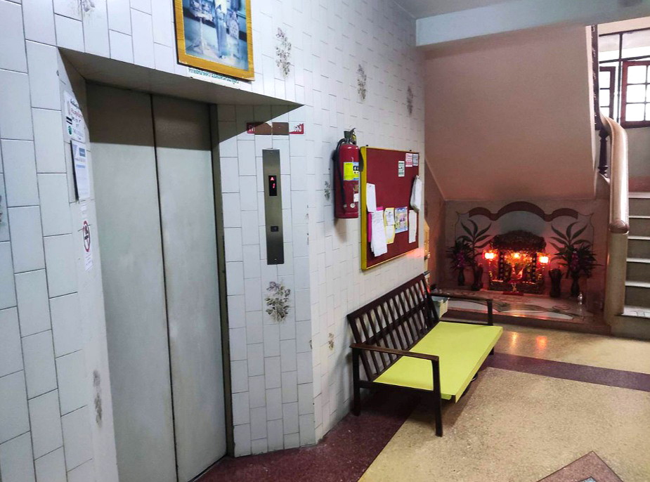 Pictures of City court Ratchada 13 4/7