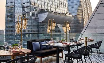 Pictures of Rosewood Bangkok 4/17