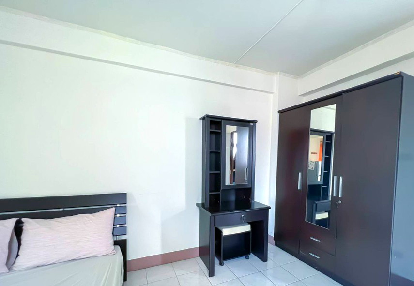 Pictures of P.S. PLACE 3/7