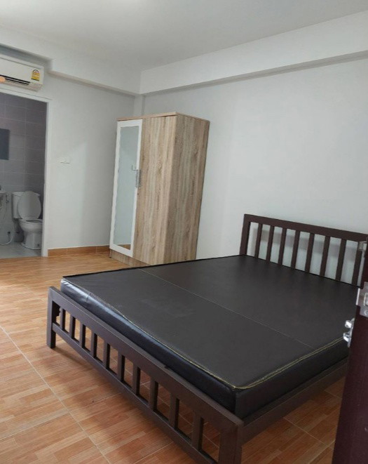 Condo · Bang Phli — photo 1