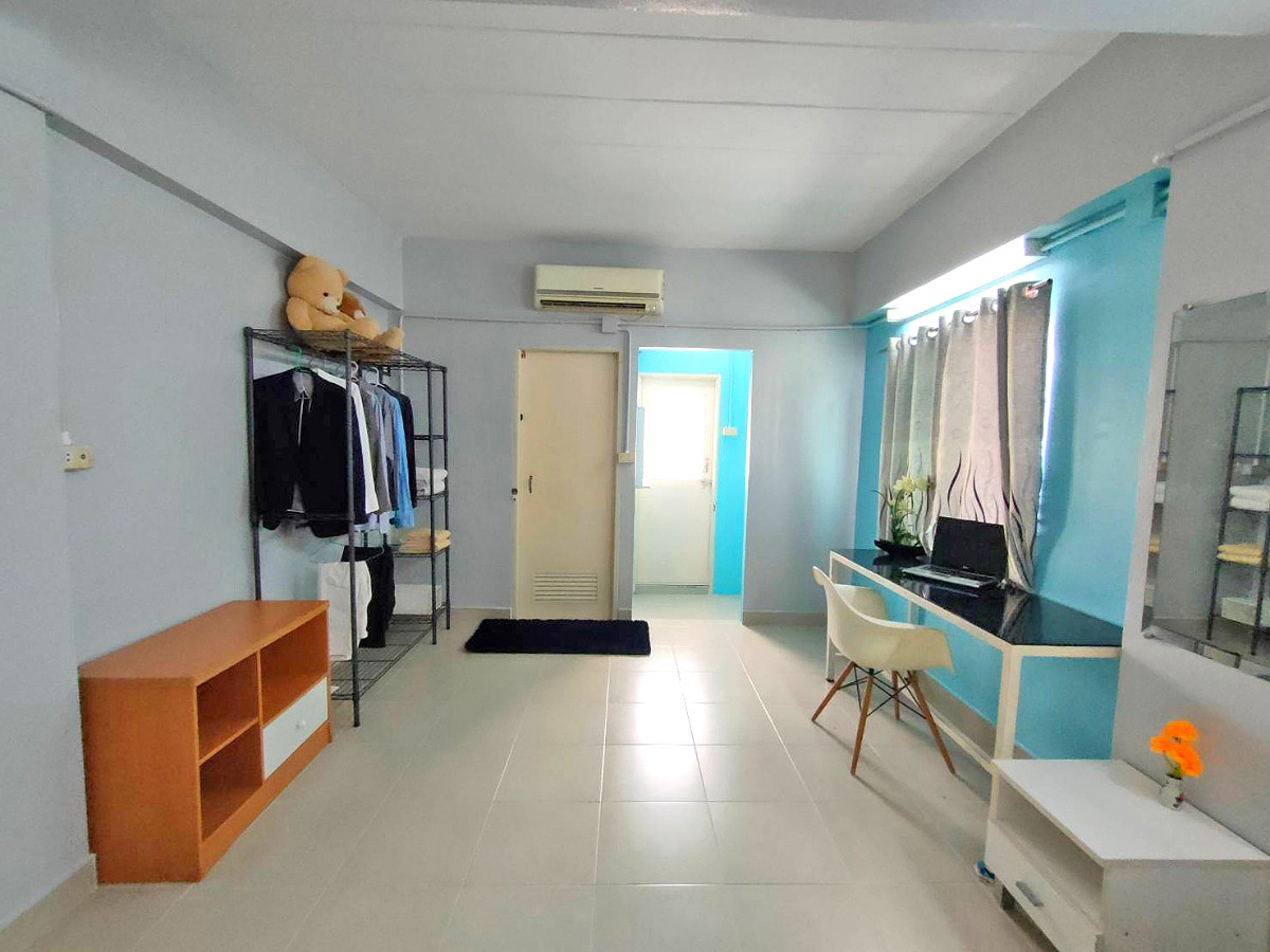 Pictures of ONIN5  9/10