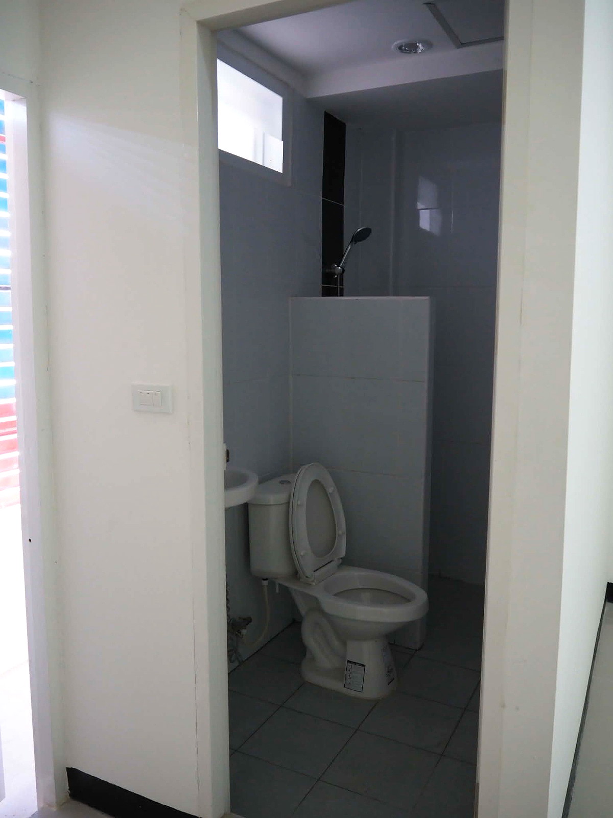 Pictures of Minburi mansion 5/6