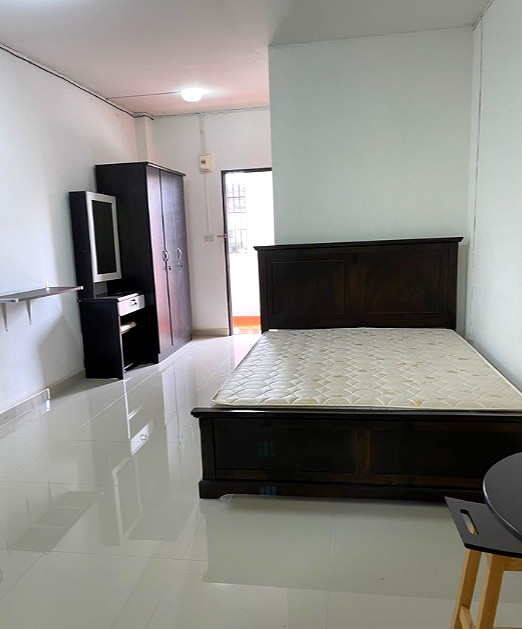 Pictures of Thitiya Apartment 1/4