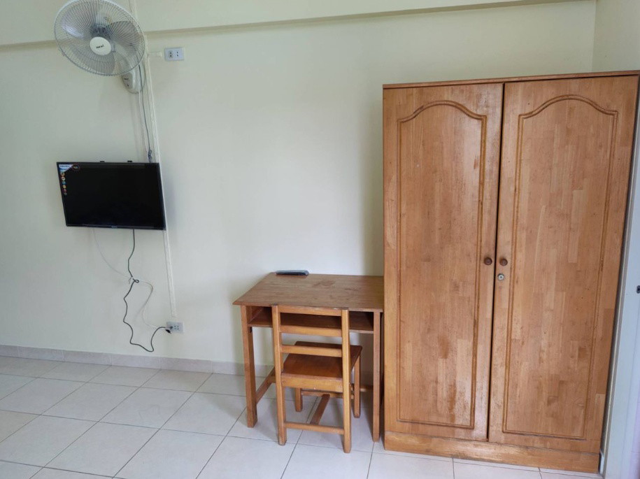 Condo — photo 2