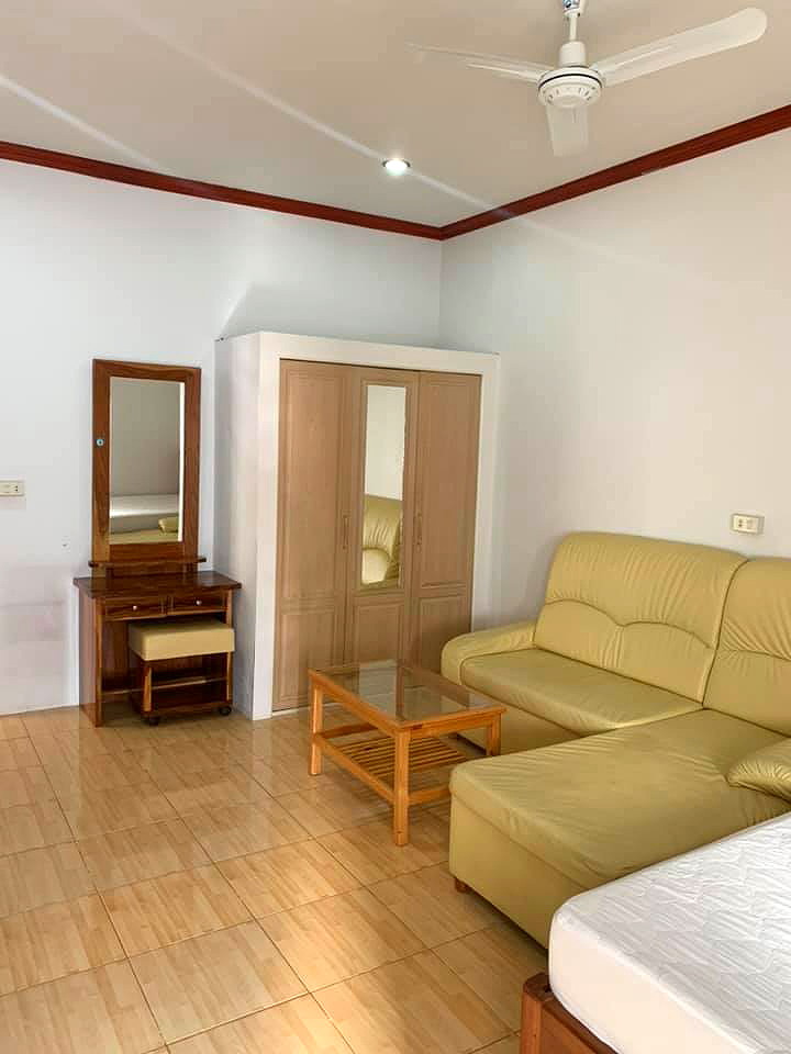 Pictures of Lertprasert House Apartment 3/10