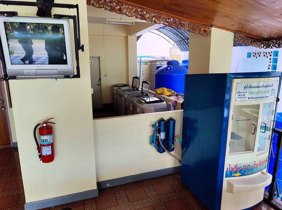 Pictures of Tippawan  5/8