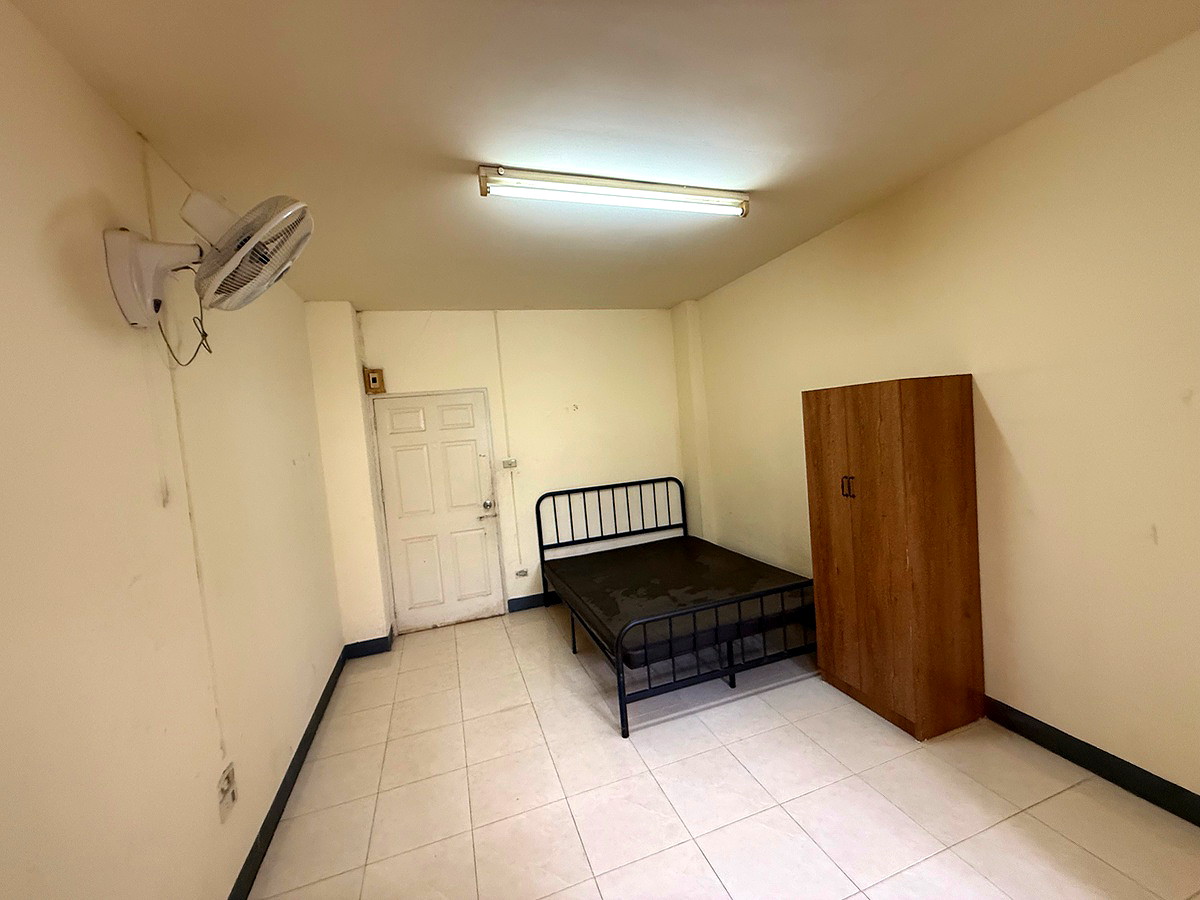 รูปภาพ เอส พี แมนชั่น (ซ.รามคำแหง 160 ไกล้ซอยมิสทีน) | อพาร์ทเม้นท์ หอพัก ที่พัก ห้องพัก - รูปที่ 10/18