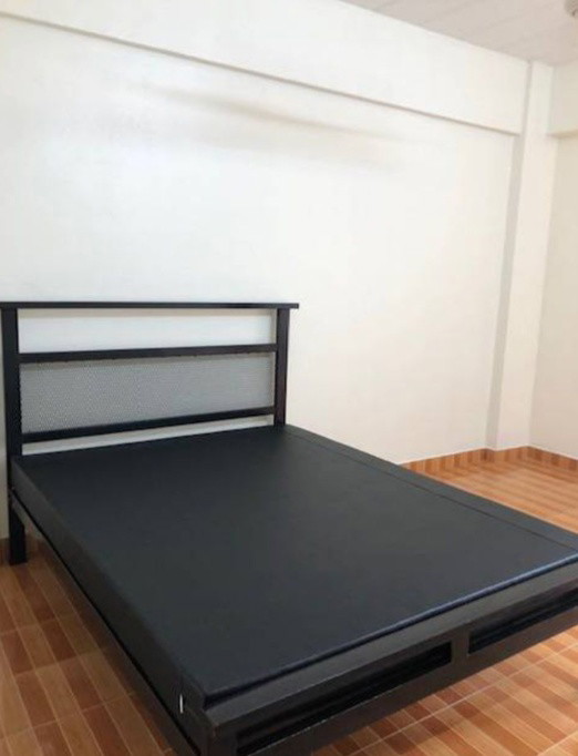 Condo — photo 1