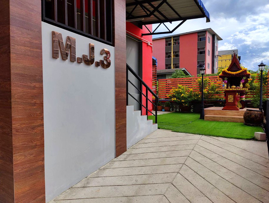 Pictures of M.J. 3 5/9