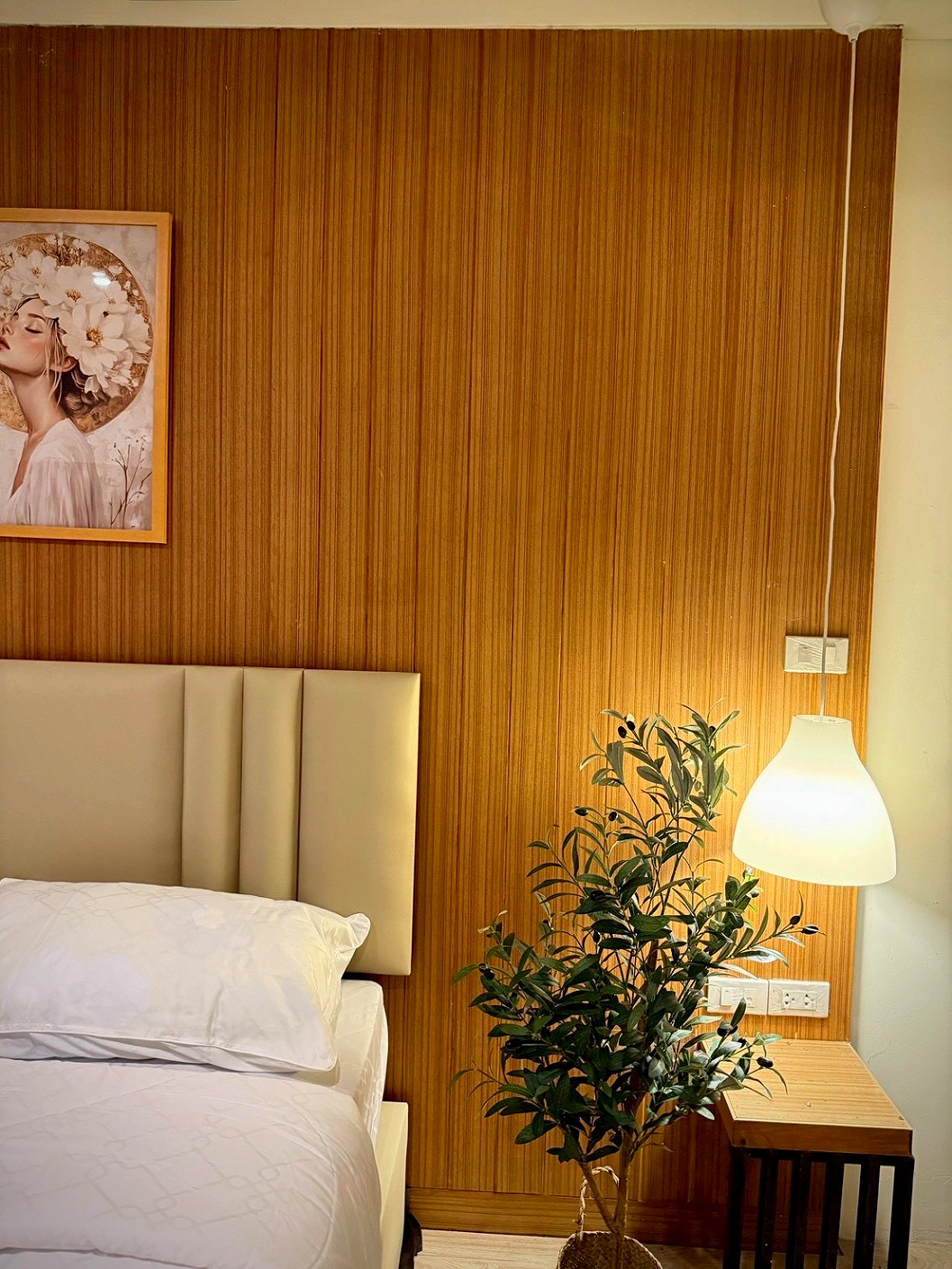 Pictures of The Banthat Tong Homie  2/16