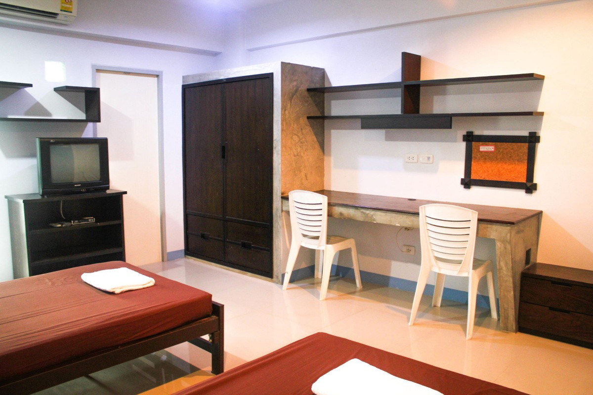 Condo — photo 5