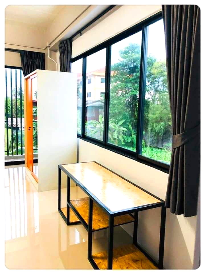 Pictures of N.S. Resident  1/11