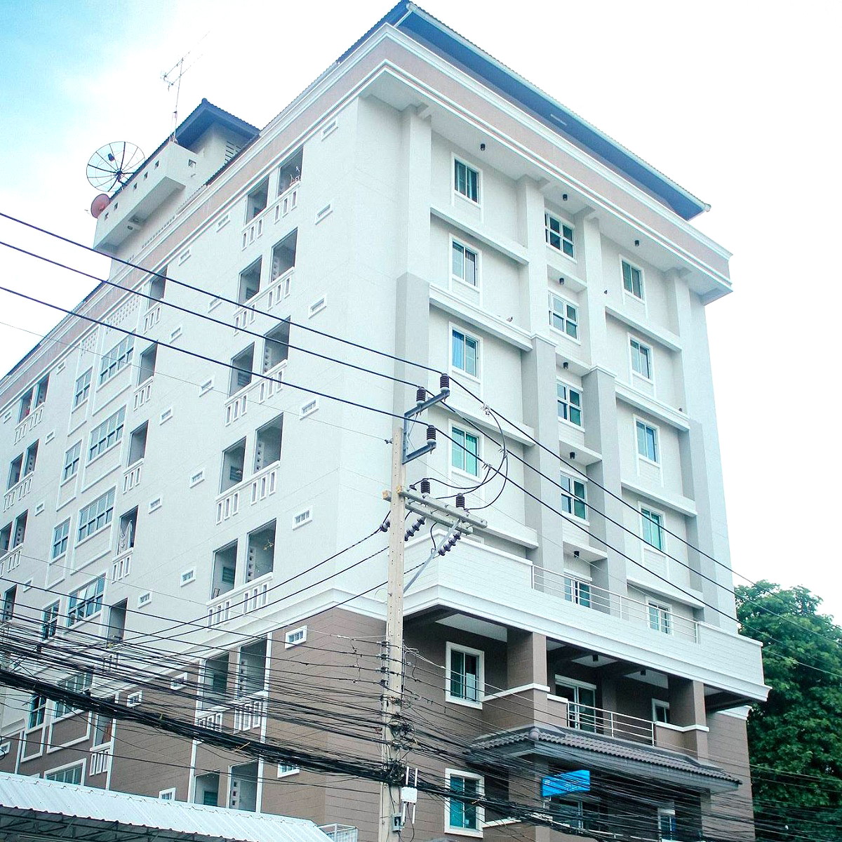 Pictures of Nanthaka Place  11/11