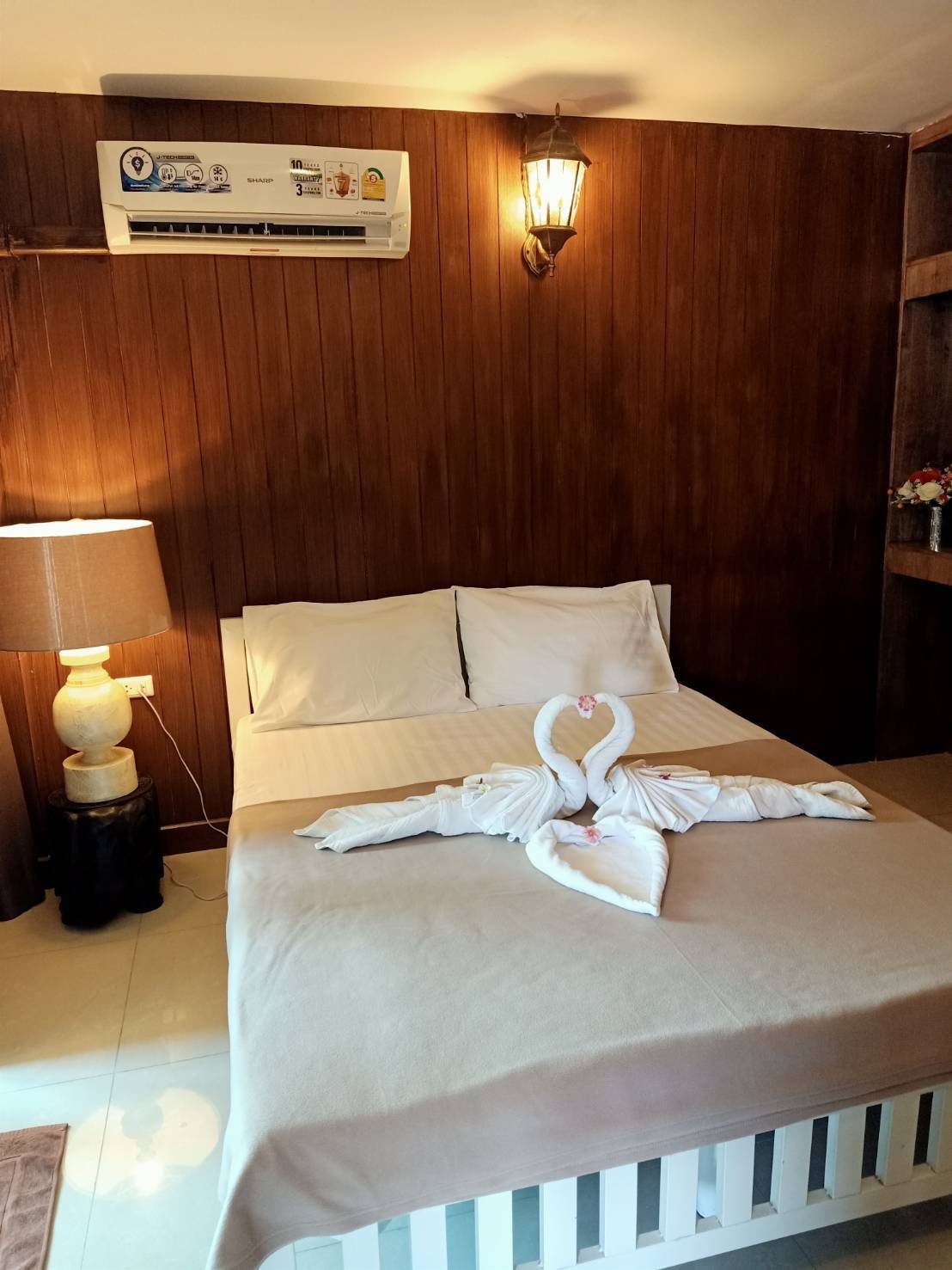 Condo · Mueang Nonthaburi — photo 1