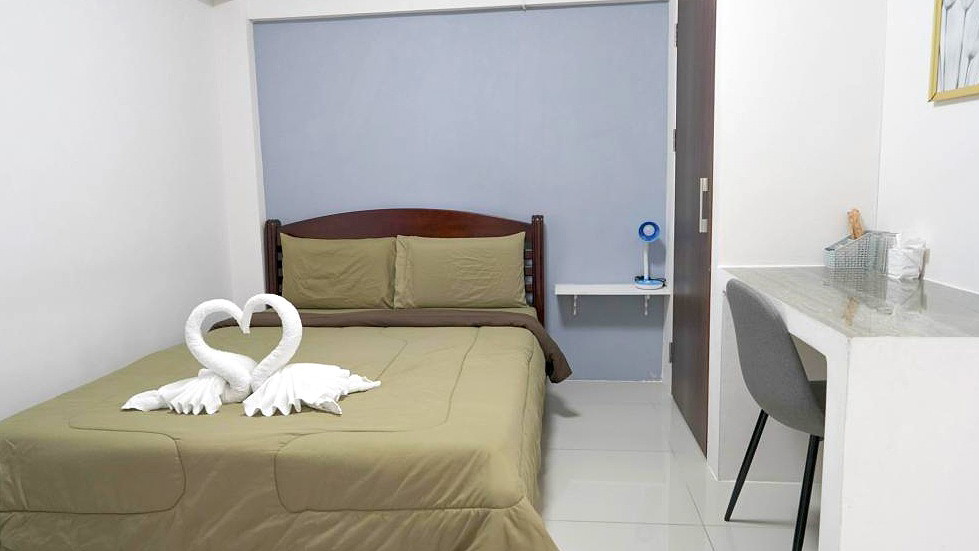 Pictures of RoomQuest Suvarnabhumi Airport Lat Krabang 42/6   3/7