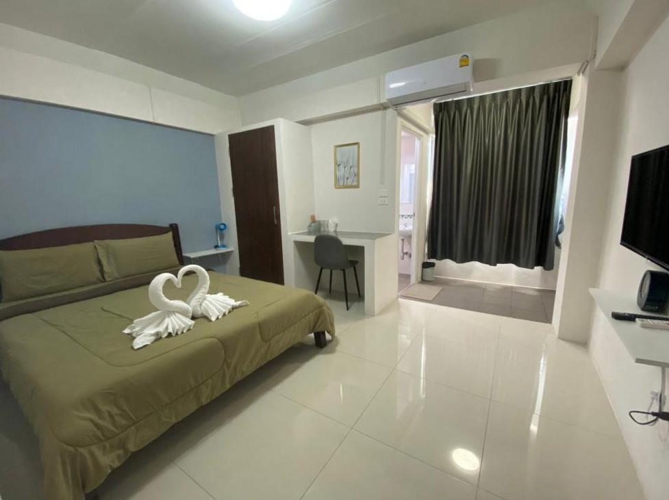 Condo · Lat Krabang, bangkok — photo 1