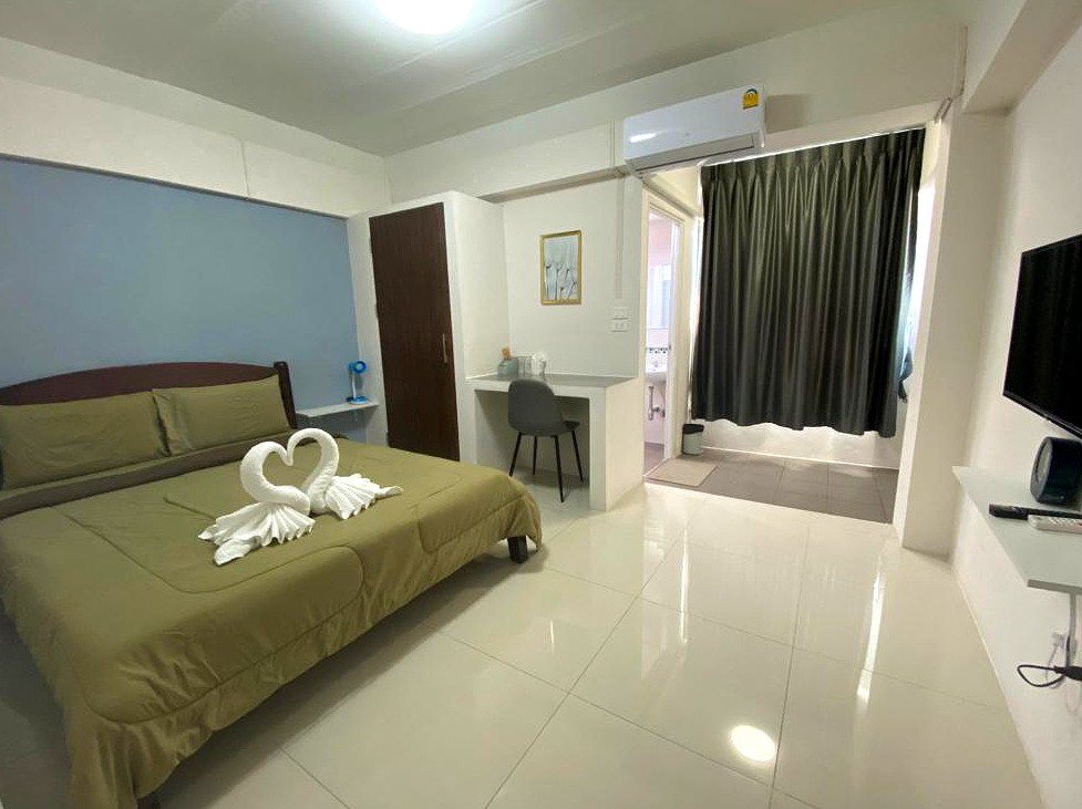 Pictures of RoomQuest Suvarnabhumi Airport Lat Krabang 42/6   1/7