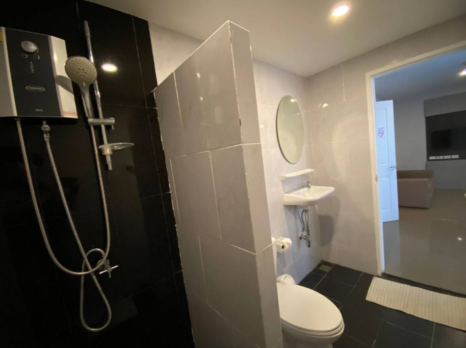 Condo · Mueang Samut Prakan — photo 4