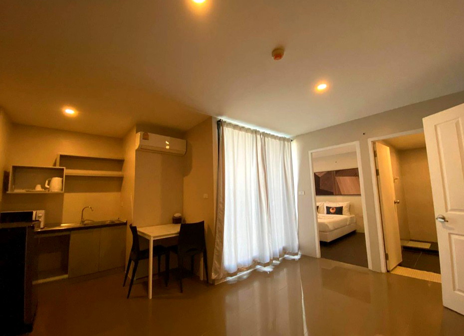 Pictures of RoomQuest Sukhumvit 107 2/9