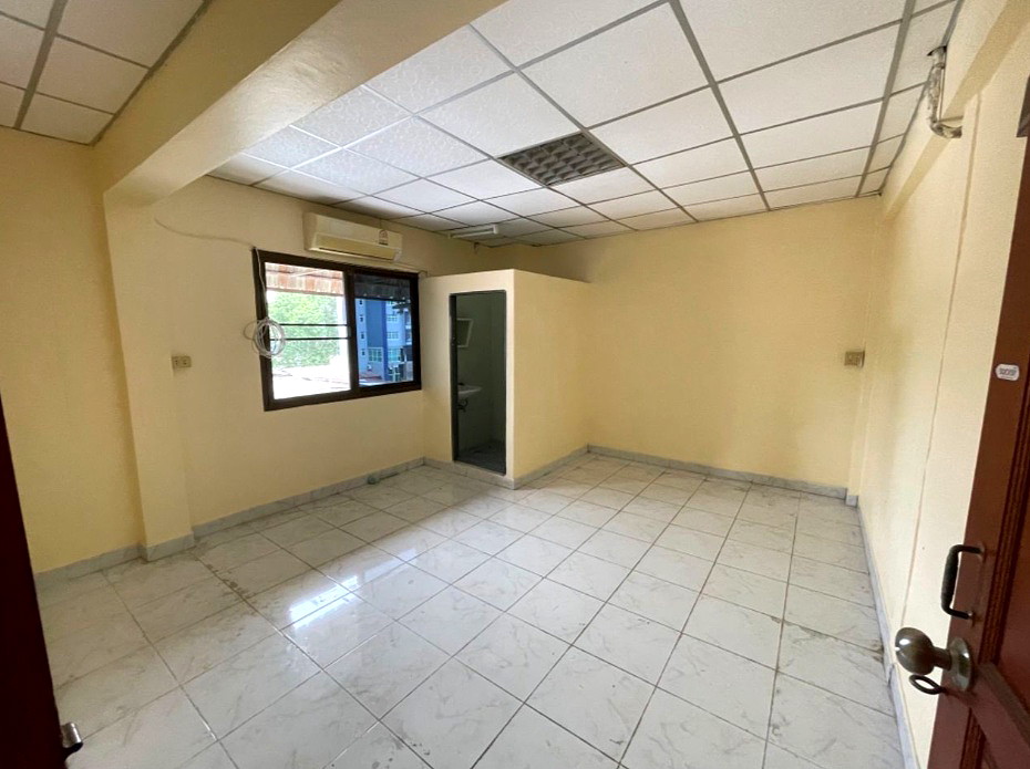 Pictures of THONGJARRAUN APARTMENT 1/1