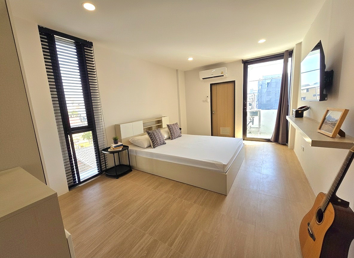 Pictures of Whitebox  Apartment (Rattanathibet) 2/16