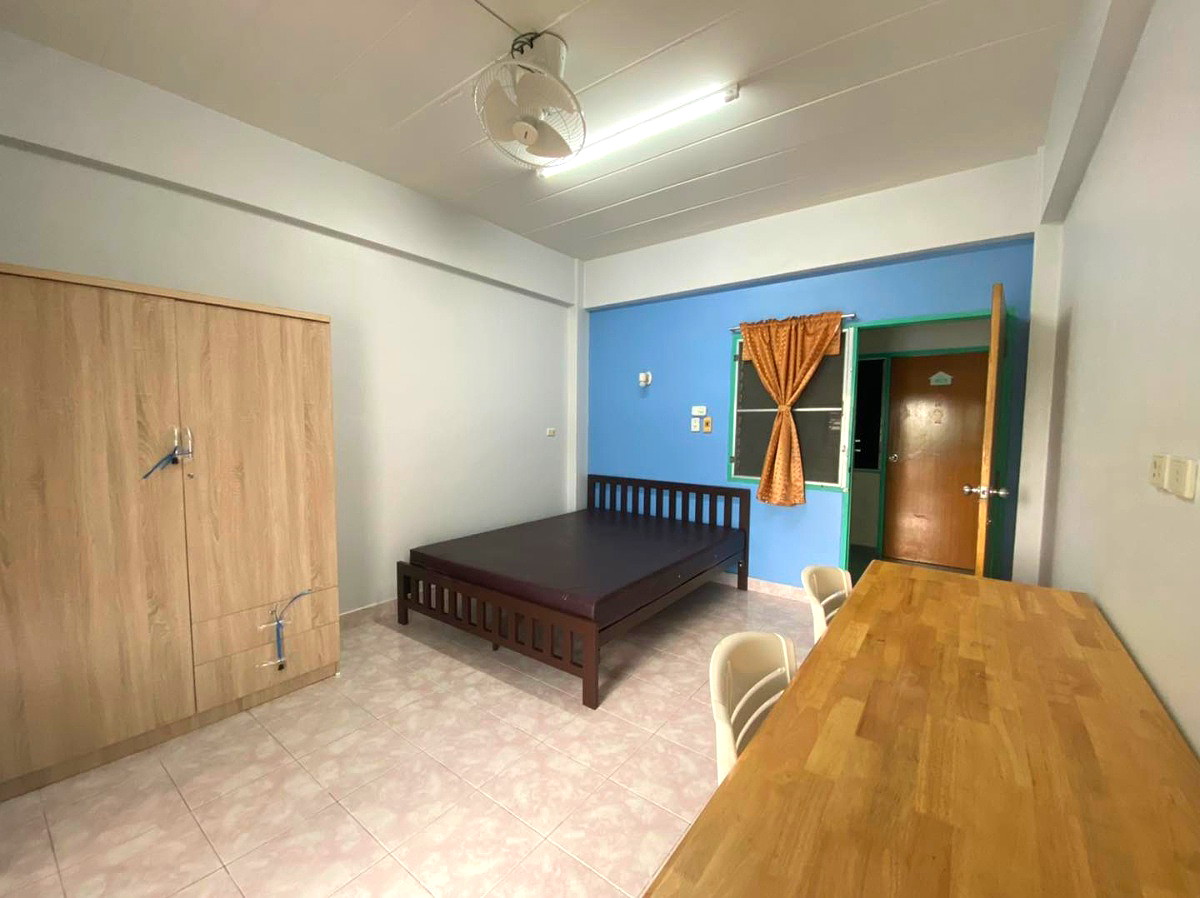 Pictures of Nanthaka Place  10/11