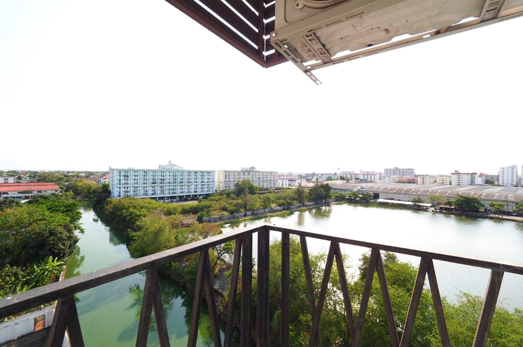 Pictures of Kittinakorn Jareonjai   10/16