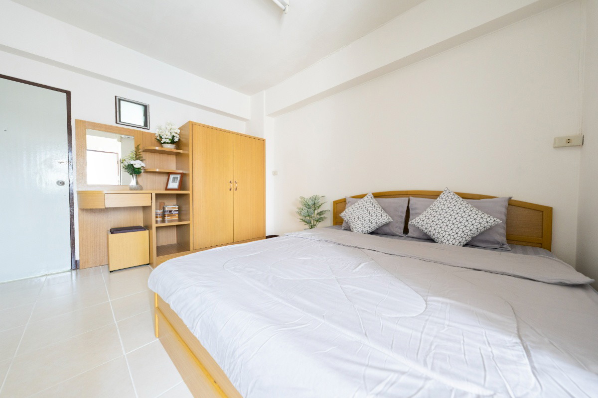 Condo · Lat Phrao, bangkok — photo 2