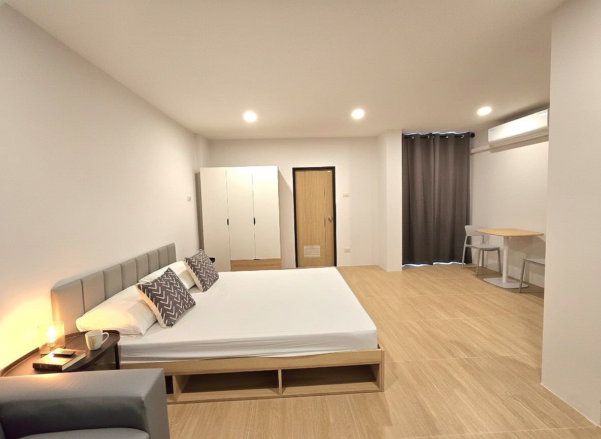 Pictures of Whitebox  Apartment (Rattanathibet) 6/16