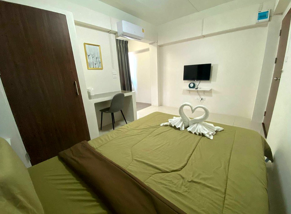 Pictures of RoomQuest Suvarnabhumi Airport Lat Krabang 42/6   4/7