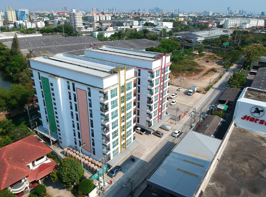 Pictures of Kittinakorn Jareonjai   15/16